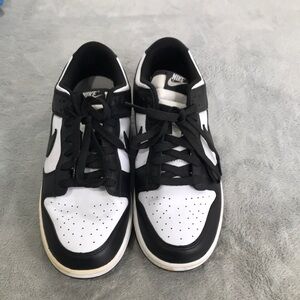 Nike Men's Dunk Low Retro Sneakers Size  8.5